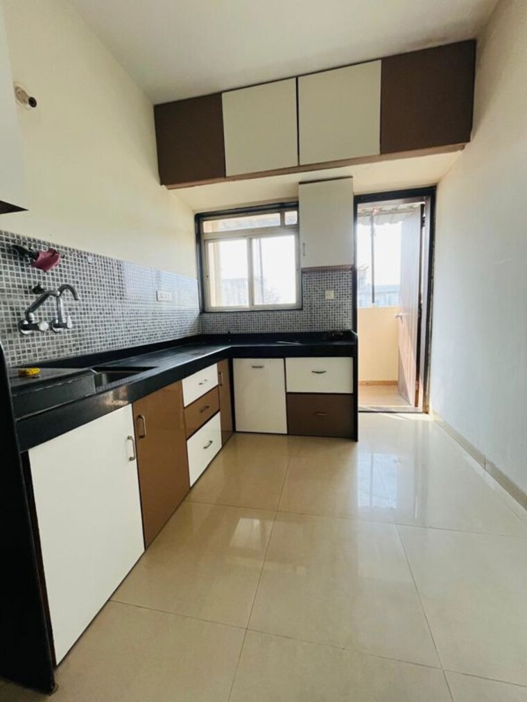 Kitchen, viman nagar 2 Bedroom 1200 Sq.Ft. Builder Floor In Viman Nagar Pune 10212429