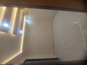 Room in 2 BHK Independent House at Indira Nagar – for Rent