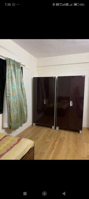 Bedroom in 2 BHK Apartment at Snehdhara CHS, Vile Parle West – for Rent