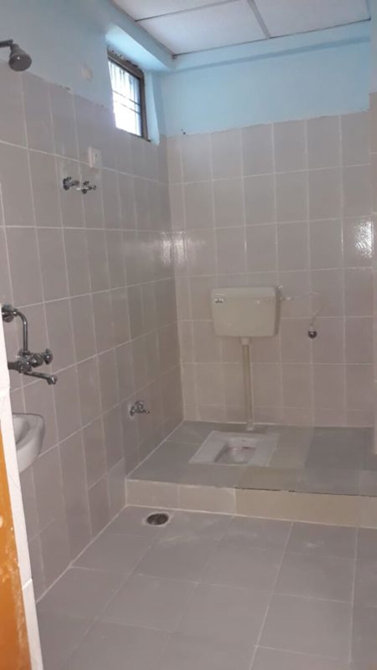 Bathroom, sai-apartment 3 Bedroom 1000 Sq.Ft. Apartment In Indira Nagar Lucknow 10212492