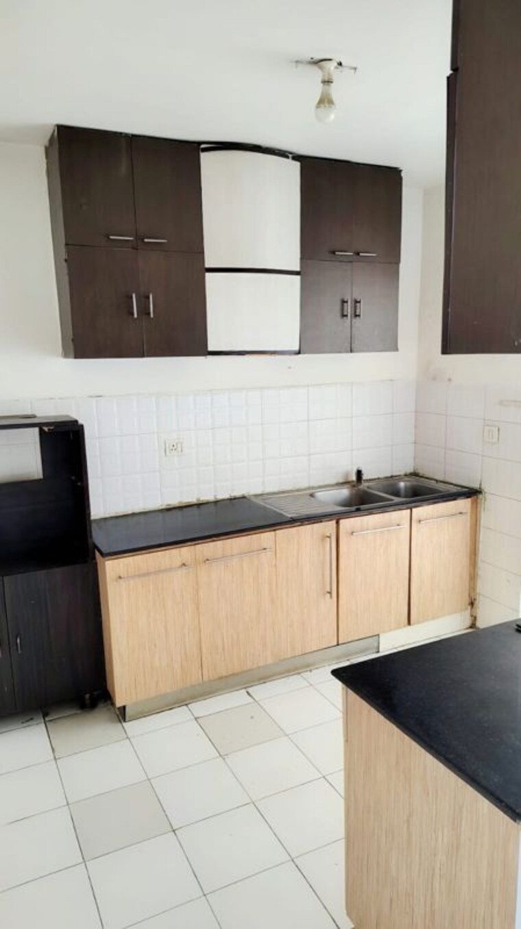 Kitchen, bptp-the-resort 3 Bedroom 2052 Sq.Ft. Apartment In Sector 75 Faridabad 10212490