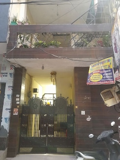 3 BHK + Pooja Room Independent House For Sale in Subhash Nagar