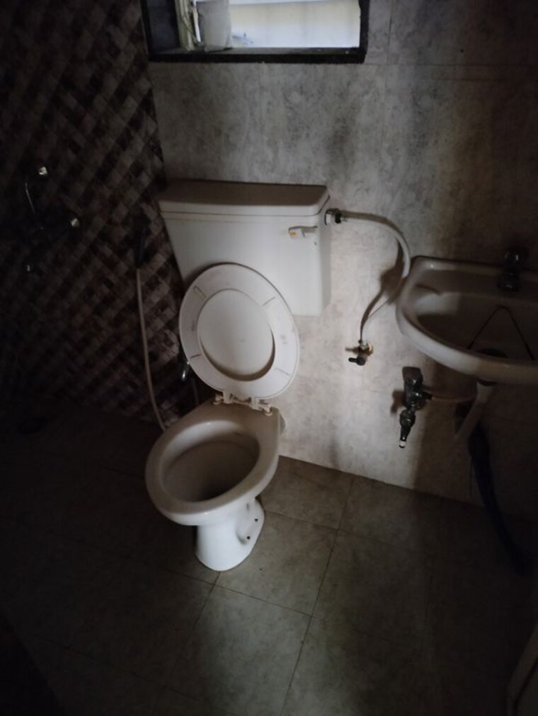 Attached Bathroom, laxmi-kailash-garden 2 Bedroom 750 Sq.Ft. Apartment In Kalyan West Thane 10212504