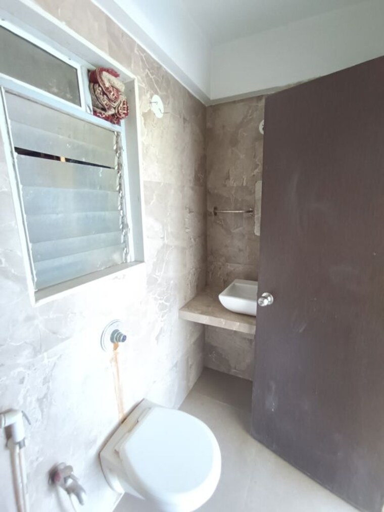 Attached Bathroom, mehta-amrut-pearl 1 Bedroom 423 Sq.Ft. Apartment In Kalyan West Thane 10212488