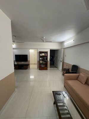 Parking in 2 BHK Apartment at Ashoka Hind CHS, Khar West – for Rent