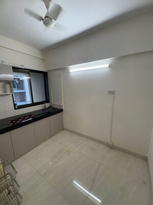 Room in 2 BHK Apartment at Ashoka Hind CHS, Khar West – for Rent