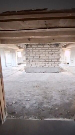 Parking in 3 BHK Apartment at DLH Legacy, Juhu – for Sale