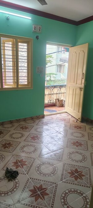 Room in 1 BHK Independent House at Jeevan Bima Nagar – for Rent