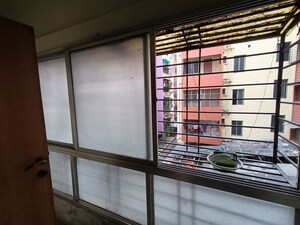 Room in 3 BHK Apartment at Chinar Park – for Sale