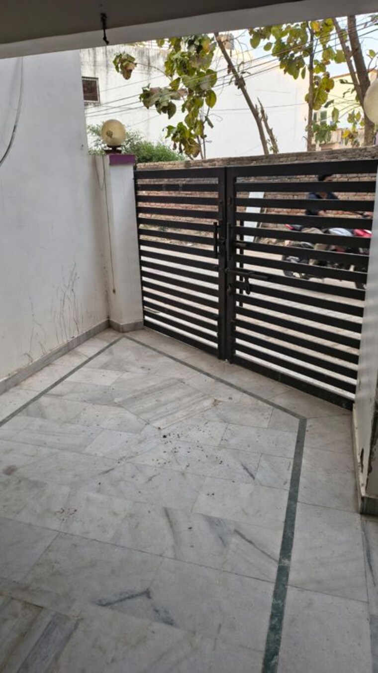 Balcony, chinhat 2.5 Bedroom 1600 Sq.Ft. Independent House In Chinhat Lucknow 10212560