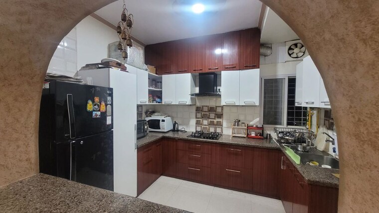 Kitchen, vasant kunj 3 Bedroom 1500 Sq.Ft. Apartment In Vasant Kunj Delhi 10212577