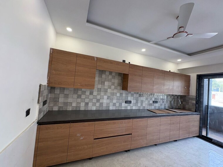 Kitchen, ansal-plaza-sector-23 3 Bedroom 1850 Sq.Ft. Builder Floor In Sector 23 Gurgaon 10212581