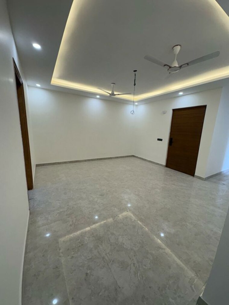 Room, ansal-plaza-sector-23 3 Bedroom 1850 Sq.Ft. Builder Floor In Sector 23 Gurgaon 10212581