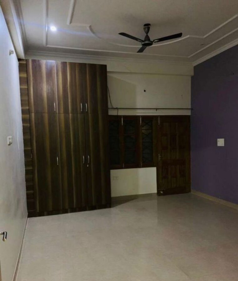 Room, gomti nagar 3.5 Bedroom 3500 Sq.Ft. Villa In Gomti Nagar Lucknow 10212582