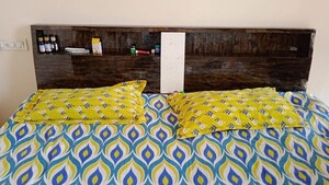 Bedroom in 3 BHK Apartment at Raunak Park View, Ghodbunder Road – for Rent