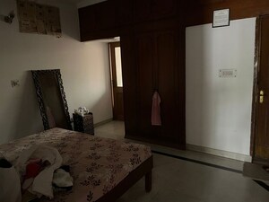 Bedroom in 2.5 BHK Apartment at Vasant Kunj – for Rent