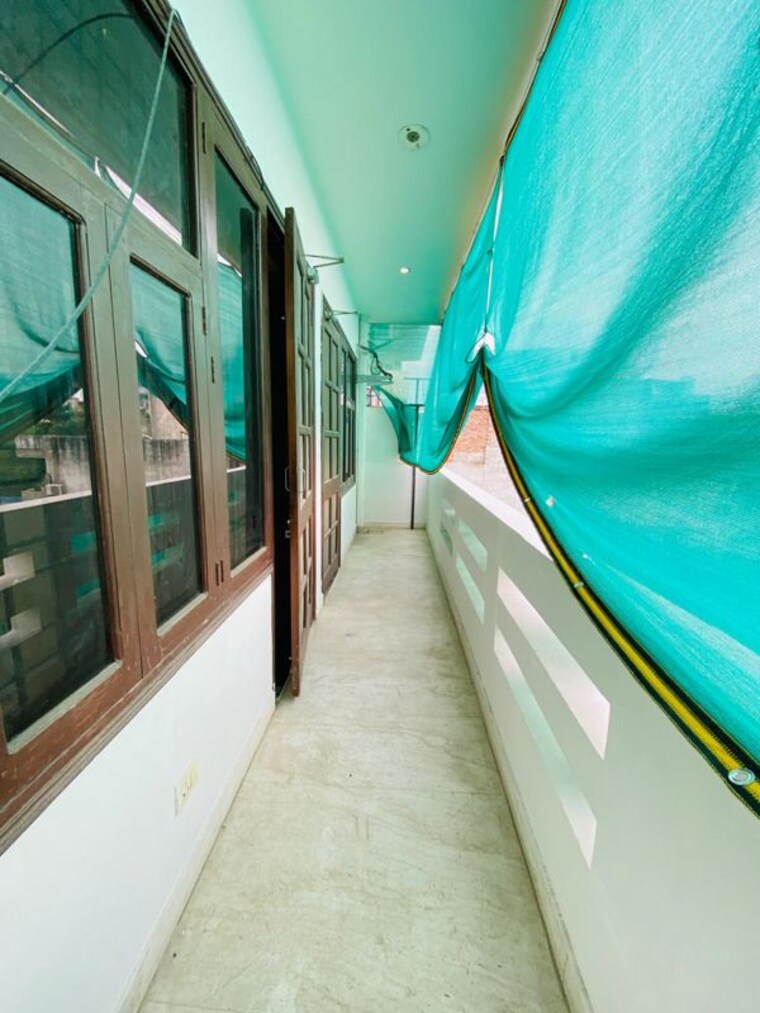 Balcony, ansal-plaza-sector-23 2 Bedroom 1750 Sq.Ft. Builder Floor In Sector 23 Gurgaon 10212588