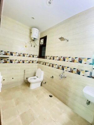 Bathroom in 2 BHK Builder Floor at Ansal Plaza Sector-23, Sector 23 – for Rent