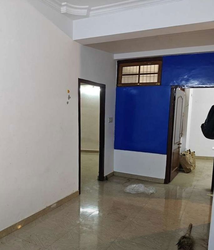 2 BHK Independent House For Rent in Husainganj