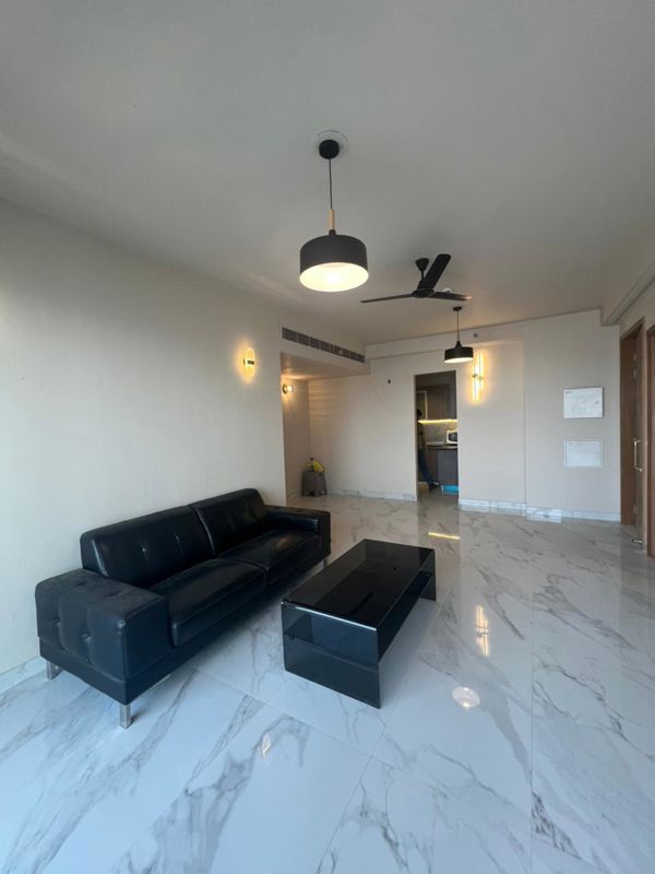3.5 BHK + Pooja Room,Servant Room,Study Room,Extra Room Apartment For Sale in Unitech Fresco