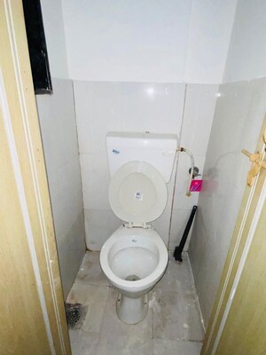 Bathroom in 1 BHK Independent House at Gokhalenagar – for Rent