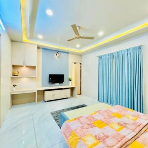 Bedroom in 4 BHK Builder Floor at Model Town Phase 1 – for Rent