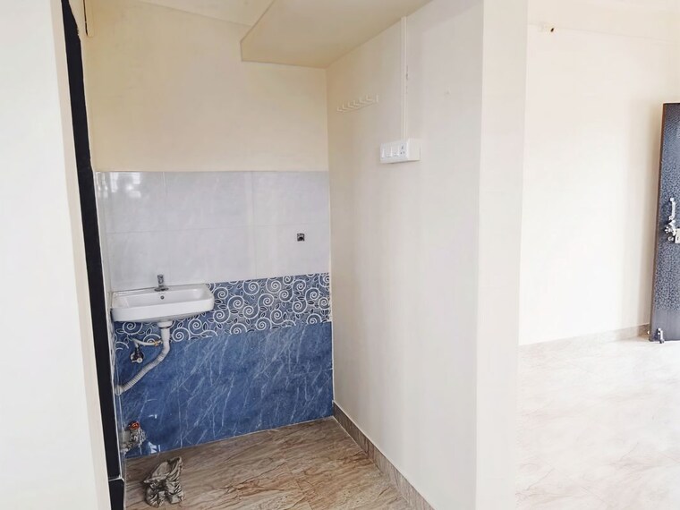 Bathroom, anand-park 1 RK 280 Sq.Ft. Apartment In Wadgaon Sheri Pune 10212625