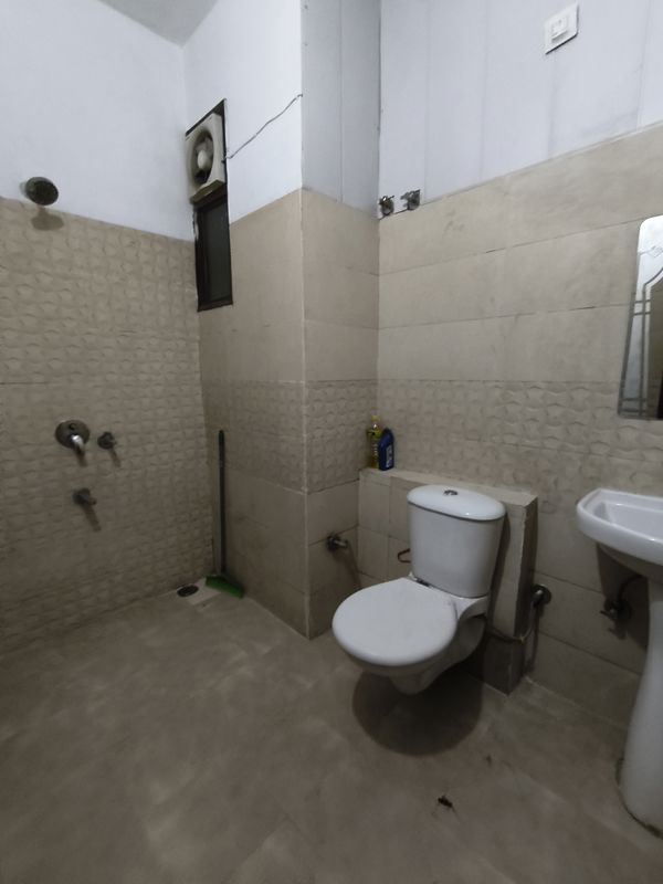 3 BHK 1460 Sq.Ft. Apartment in Motiaz Royal Citi