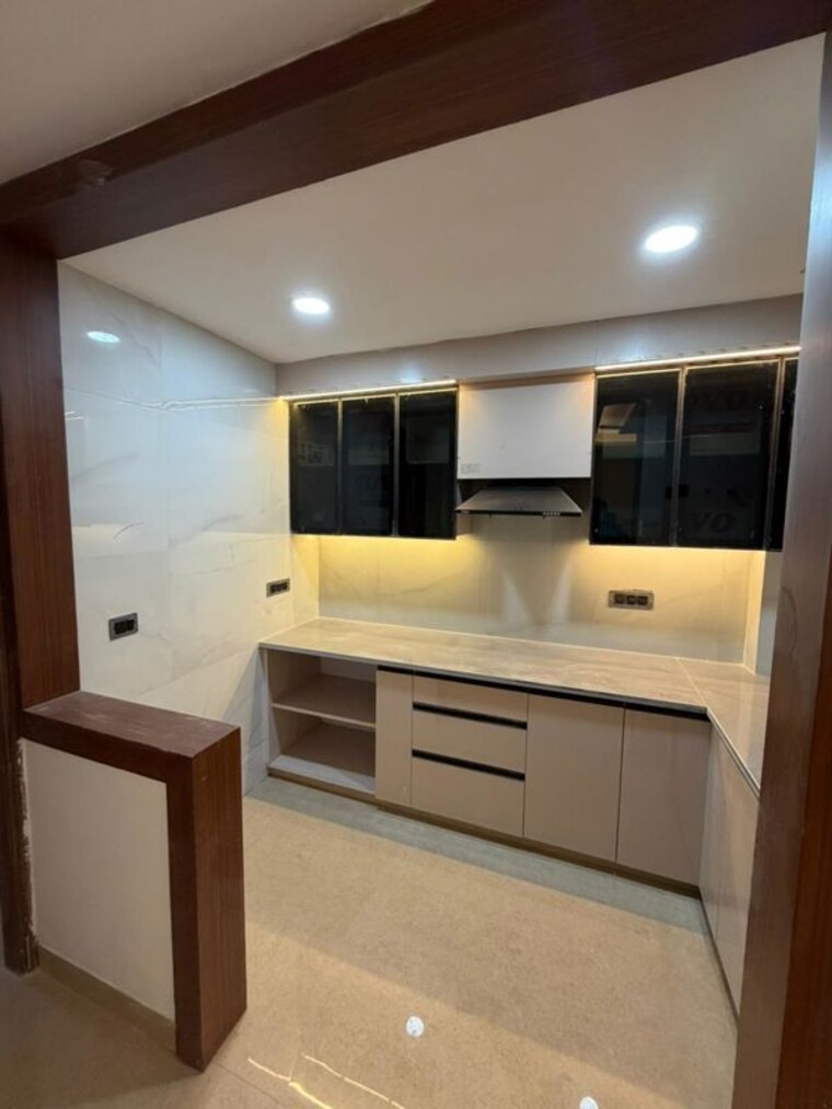 Kitchen, chattarpur 3 Bedroom 6000 Sq.Ft. Apartment In Chattarpur Delhi 10212623