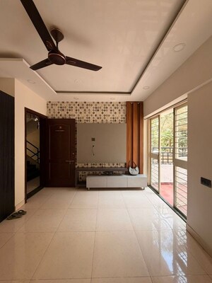 Hall in 3 BHK Apartment at Ganesham Phase I, Pimple Saudagar – for Sale