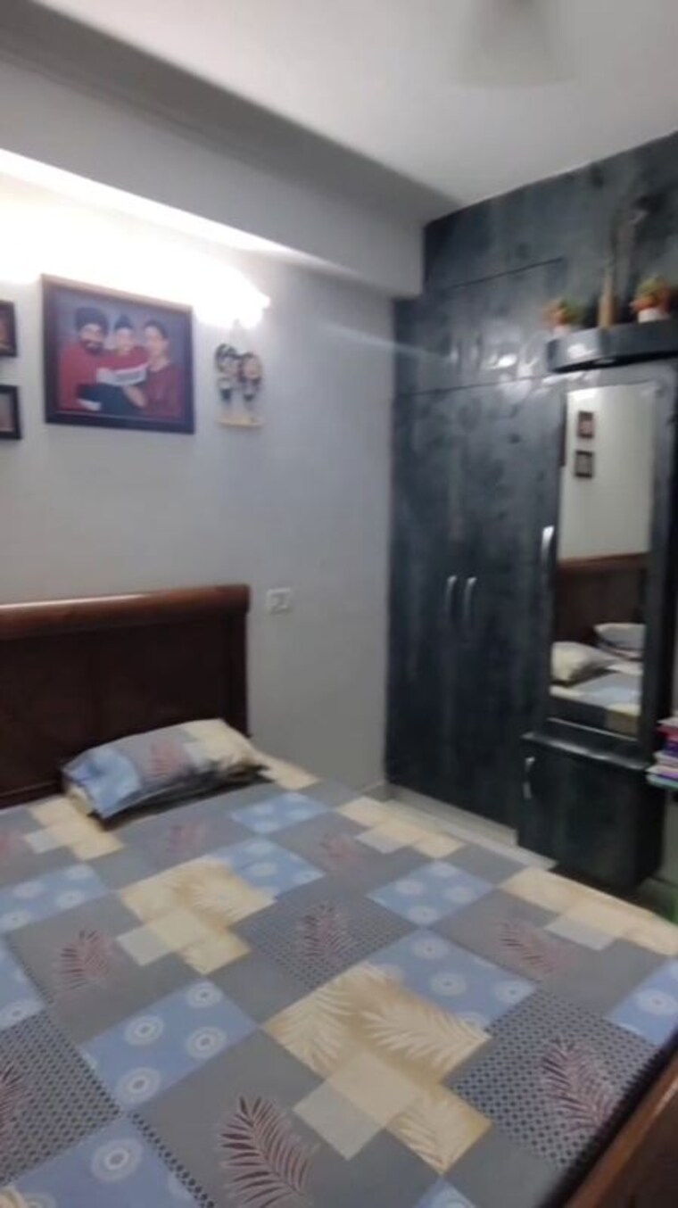 Bedroom, sector 104 3 Bedroom 1400 Sq.Ft. Builder Floor In Sector 104 Noida 10212648