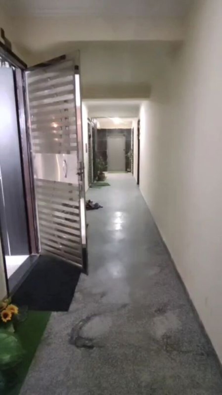 Other, sector 104 3 Bedroom 1400 Sq.Ft. Builder Floor In Sector 104 Noida 10212648