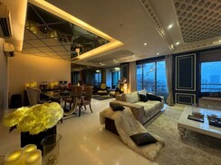 5 BHK + Extra Room Apartment For Rent in Oberoi Springs