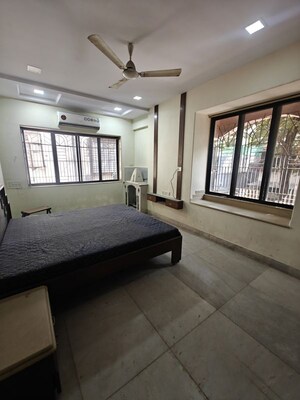 2 BHK Apartment For Rent in Shivaji Park