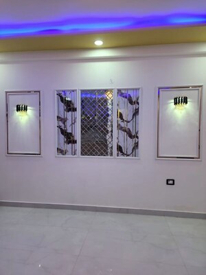 Room in 4 BHK Builder Floor at Sector 73 – for Sale