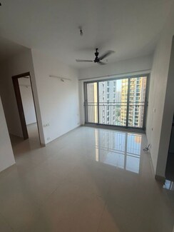 2 BHK Apartment For Rent in Kalpataru The Sunrise