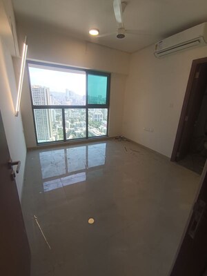 Master Bedroom in 2.5 BHK Apartment at Sheth Auris Bliss, Malad West – for Rent