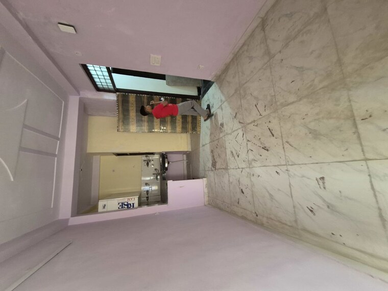 Room, mayur vihar 2.5 Bedroom 550 Sq.Ft. Builder Floor In Mayur Vihar Delhi 10212749