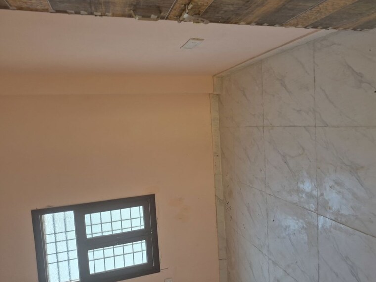 Room, mayur vihar 2.5 Bedroom 550 Sq.Ft. Builder Floor In Mayur Vihar Delhi 10212749