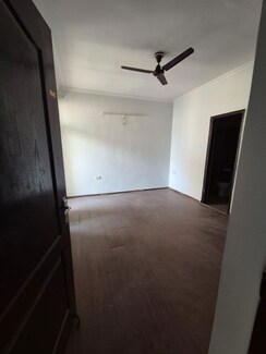 3 BHK Apartment For Rent in Supertech Cape Town