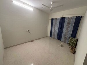 Room in 2 BHK Apartment at Alag Artis, Pant Nagar – for Rent