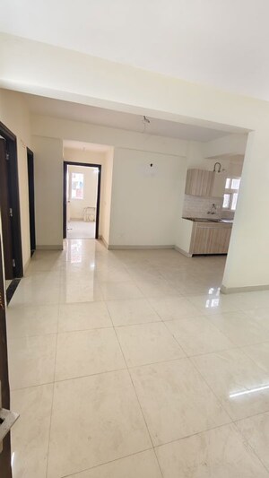 2 BHK Apartment For Rent in Nirala Greenshire Phase I, Patwari