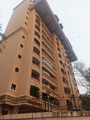 4 BHK Apartment For Rent in Bandra West