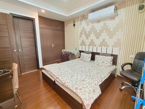 Bedroom in 3 BHK Apartment at M3M Marina, Sector 68 – for Rent