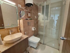 Bathroom in 3 BHK Apartment at M3M Marina, Sector 68 – for Rent