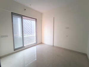 Room in 3 BHK Apartment at Boa Vista CHS, Borivali West – for Rent