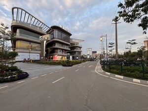  Shop – Exterior View View at M3M Route 65, Sector 65 - for Rent