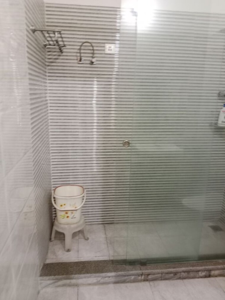 Bathroom, sector 6 6 Bedroom 5682 Sq.Ft. Independent House In Sector 6 Panipat 10212867