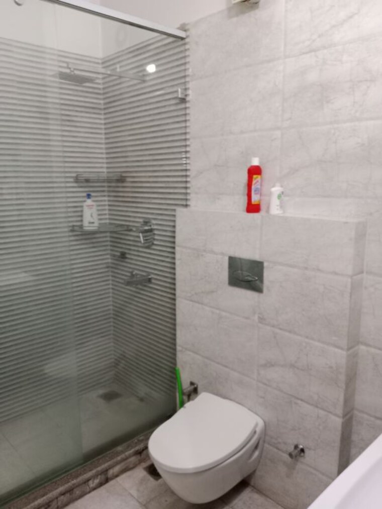 Bathroom, sector 6 6 Bedroom 5682 Sq.Ft. Independent House In Sector 6 Panipat 10212867