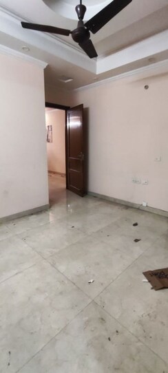 2 BHK + Pooja Room Builder Floor For Rent in RWA Apartments Sector 92